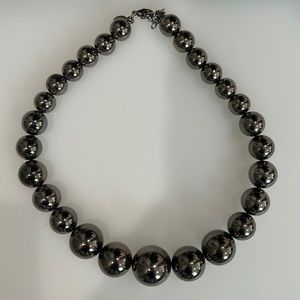 Express necklace